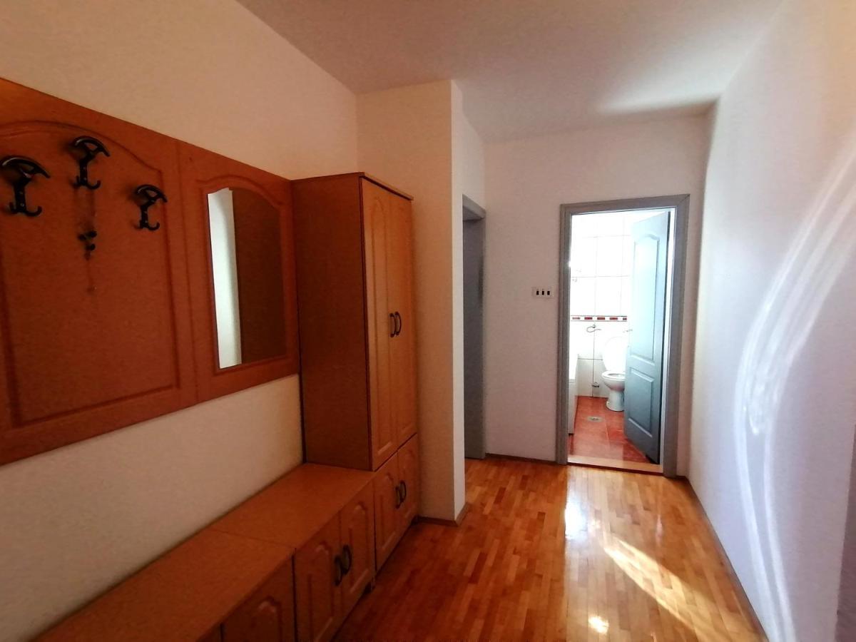 Apartman Park トレビニエ エクステリア 写真
